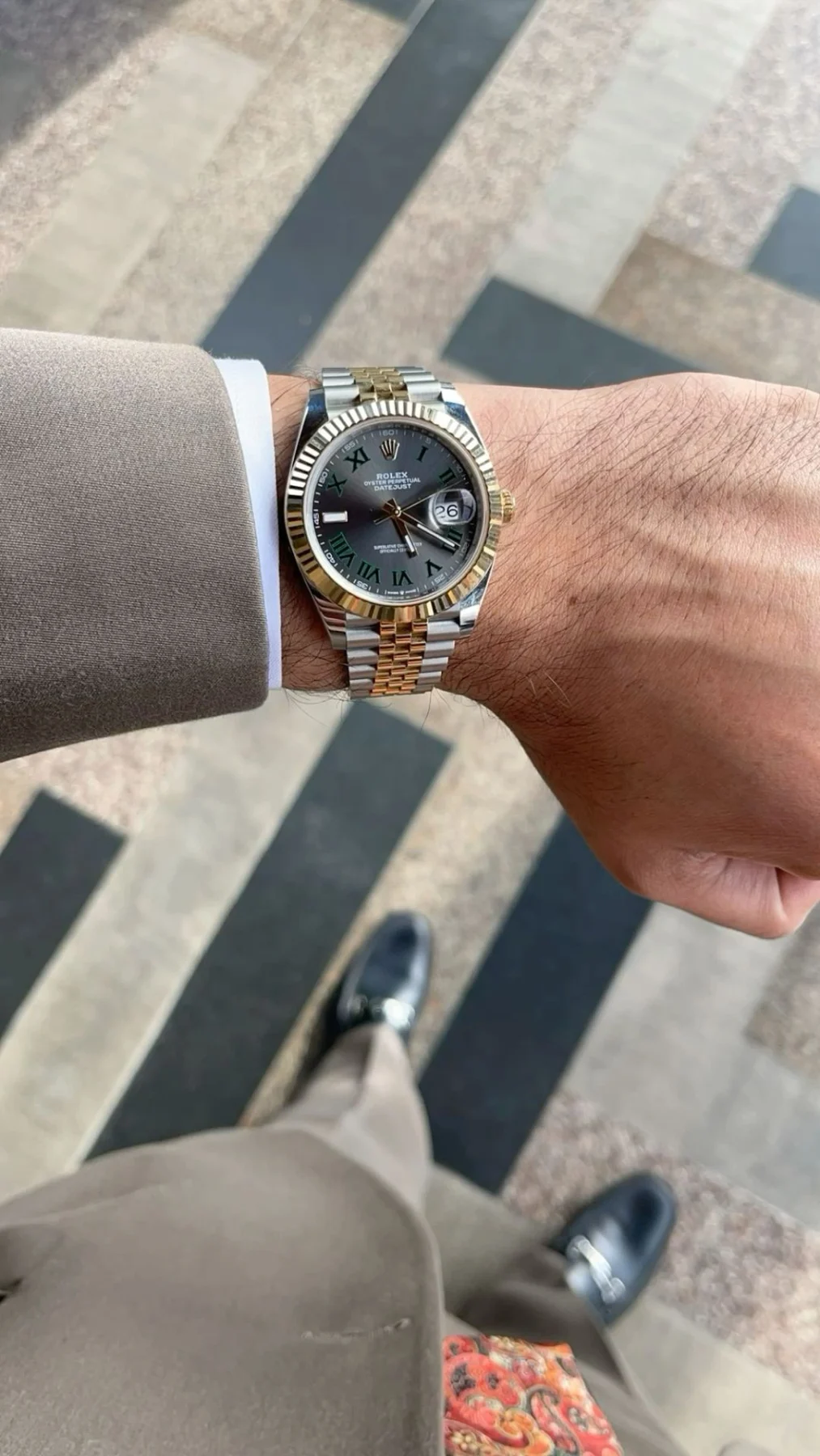 Does a real Rolex tick?
