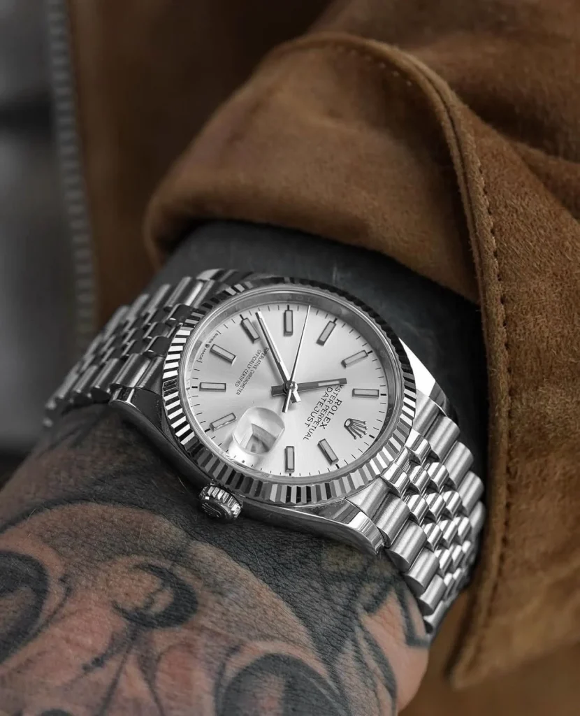 How much does it cost to produce a Rolex?