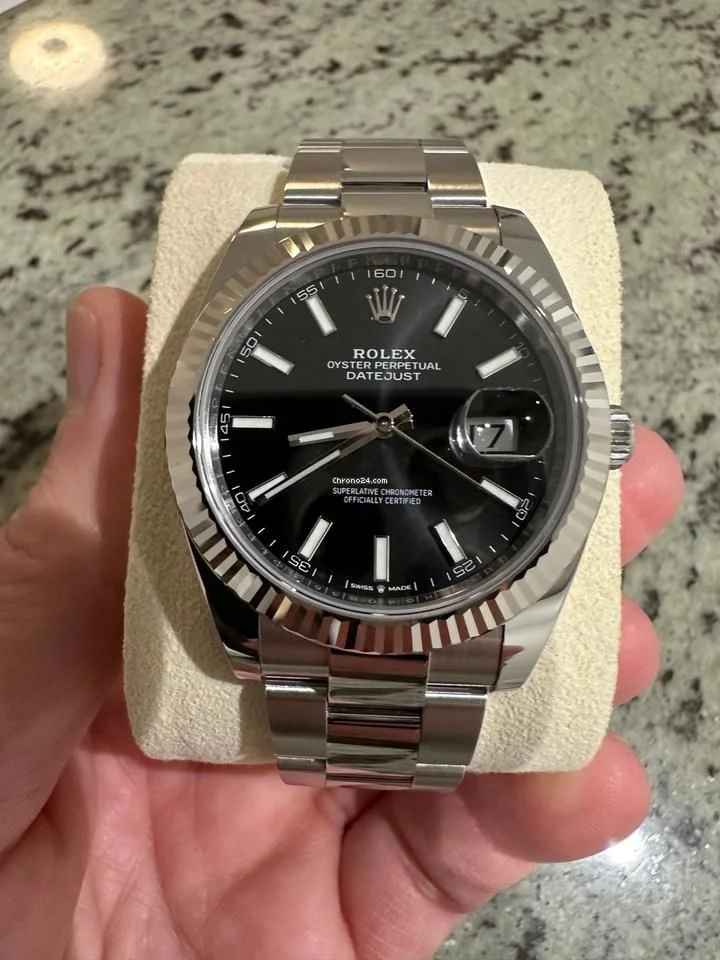 The Definitive Guide: Do All Rolex Watches Have a Magnifying Glass?